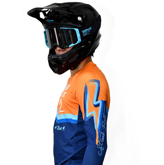 Jersey Streaked Out The Track